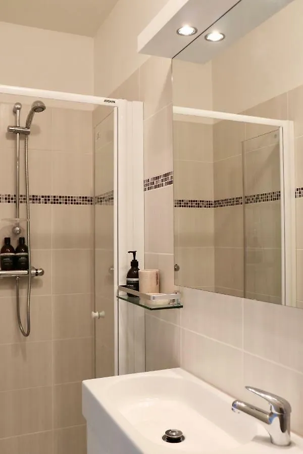 Appartement T4 Vue Unique Rodez Apartment